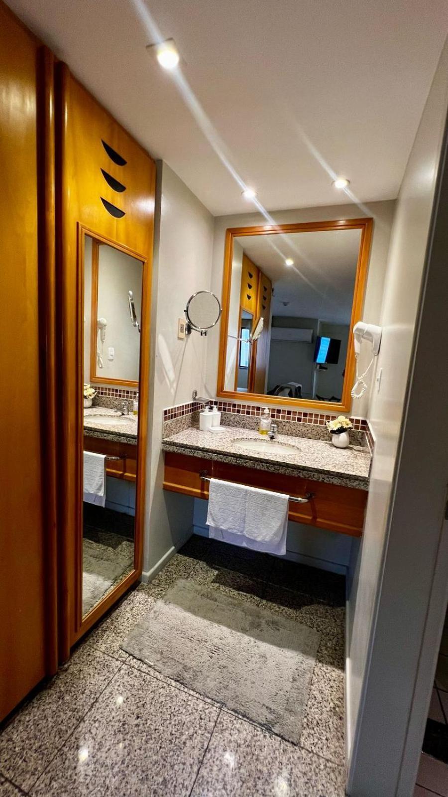 Flat Particular Em Beira Mar - Blue Tree Por Vianna Locacoes Apartamento